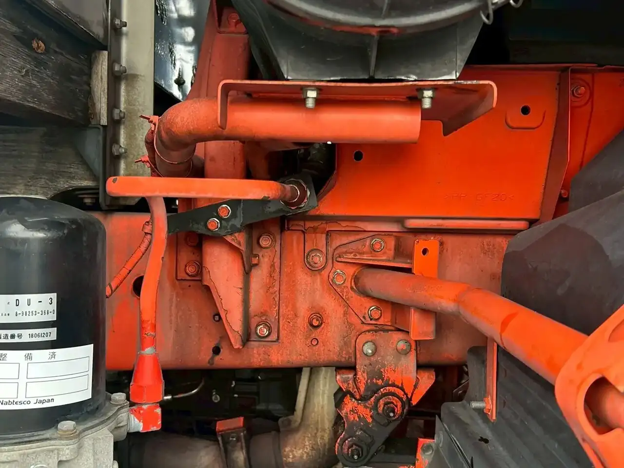 いすゞ フォワード 中型/増トン 平ボディ アルミブロック エアサスの中古トラック画像18