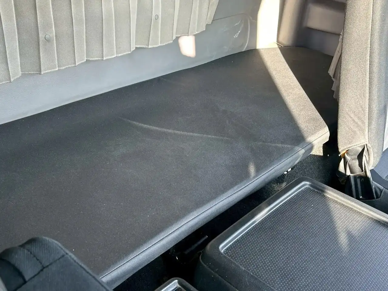 日野 レンジャー 中型/増トン アルミバン エアサス ベッドの中古トラック画像13