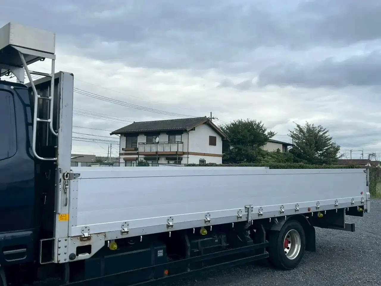 三菱 ファイター 中型/増トン 平ボディ アルミブロック エアサスの中古トラック画像5