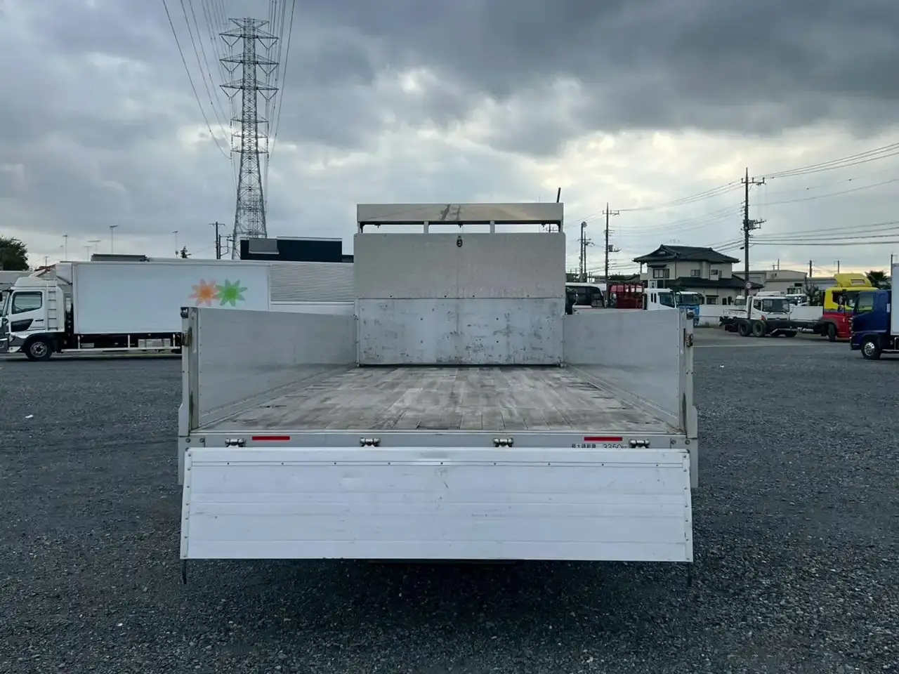 三菱 ファイター 中型/増トン 平ボディ アルミブロック エアサスの中古トラック画像6