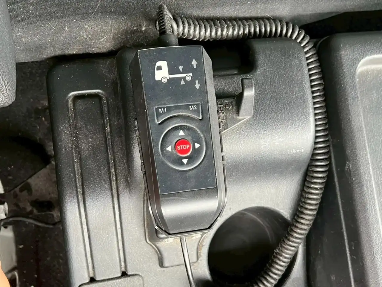 三菱 ファイター 中型/増トン 平ボディ アルミブロック エアサスの中古トラック画像14