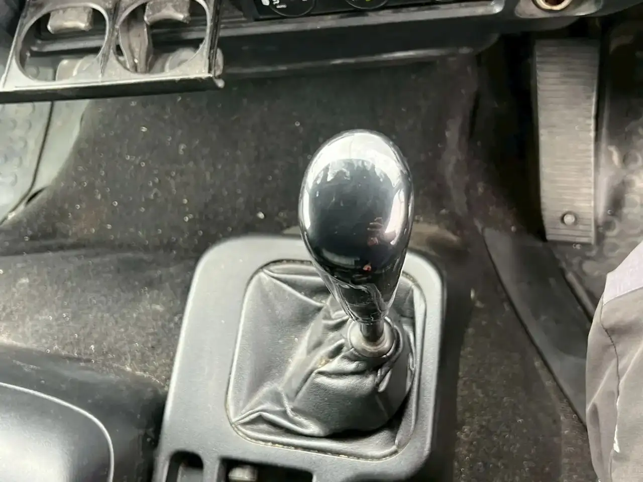 三菱 ファイター 中型/増トン 平ボディ アルミブロック エアサスの中古トラック画像13