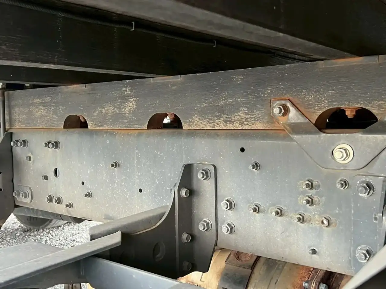 三菱 ファイター 中型/増トン 平ボディ アルミブロック エアサスの中古トラック画像像17