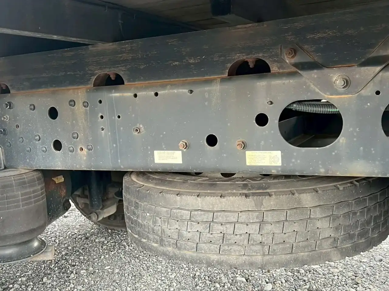 三菱 ファイター 中型/増トン 平ボディ アルミブロック エアサスの中古トラック画像18