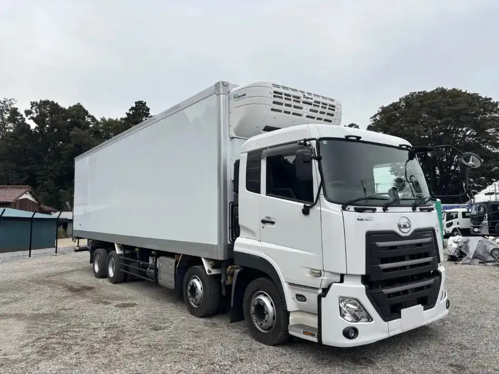 日産UD クオン 大型 冷凍冷蔵 低温 パワーゲートの中古トラック画像2
