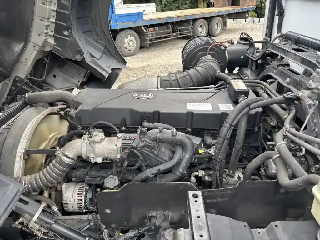 日産UD クオン 大型 冷凍冷蔵 低温 パワーゲートの中古トラック画像19