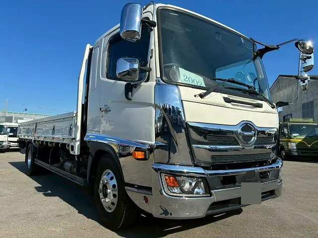 日野 レンジャー 中型/増トン 平ボディ エアサス ベッドの中古トラック画像2