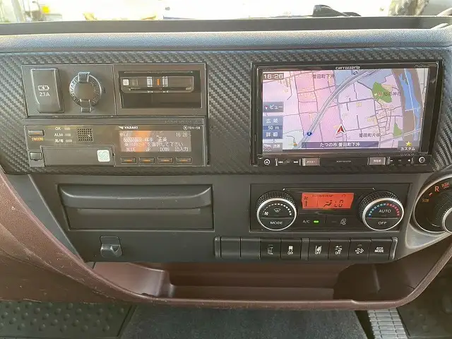 日野 レンジャー 中型/増トン 平ボディ エアサス ベッドの中古トラック画像14