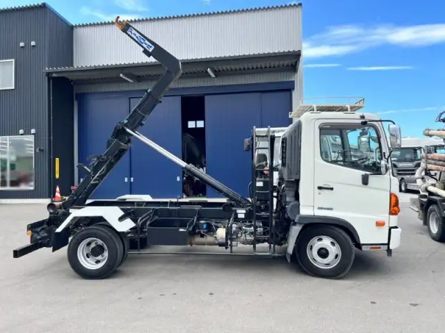 日野 レンジャー 中型/増トン アームロール ツインホイスト TKG-FC9JEAAの中古トラック画像2