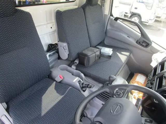 日野 デュトロ 小型 クレーン付 4段 ラジコンの中古トラック画像11