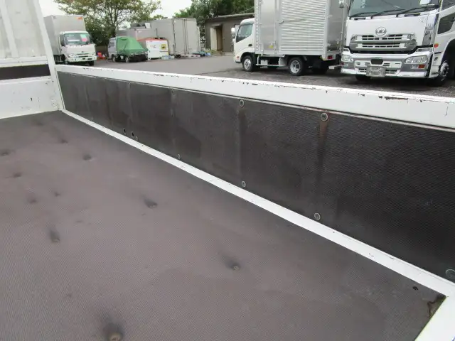 日野 デュトロ 小型 平ボディ 2RG-XZU605M R2の中古トラック画像8