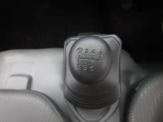 日野 デュトロ 小型 平ボディ 2RG-XZU605M R2の中古トラック画像13