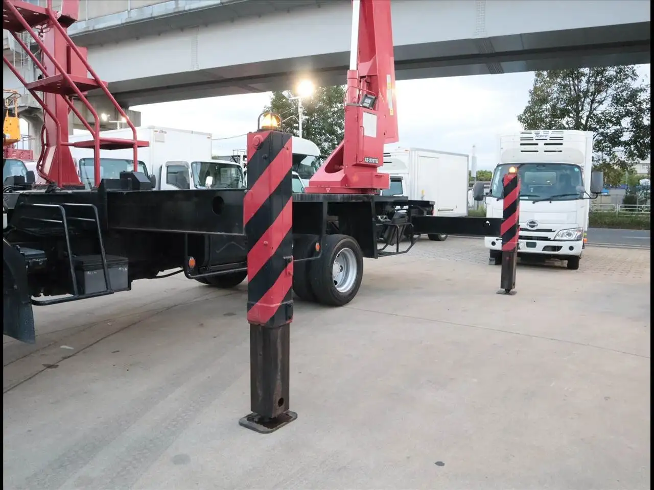 いすゞ フォワード 中型/増トン 高所・建柱車 高所作業車 TKG-FRR90S1の中古トラック画像10