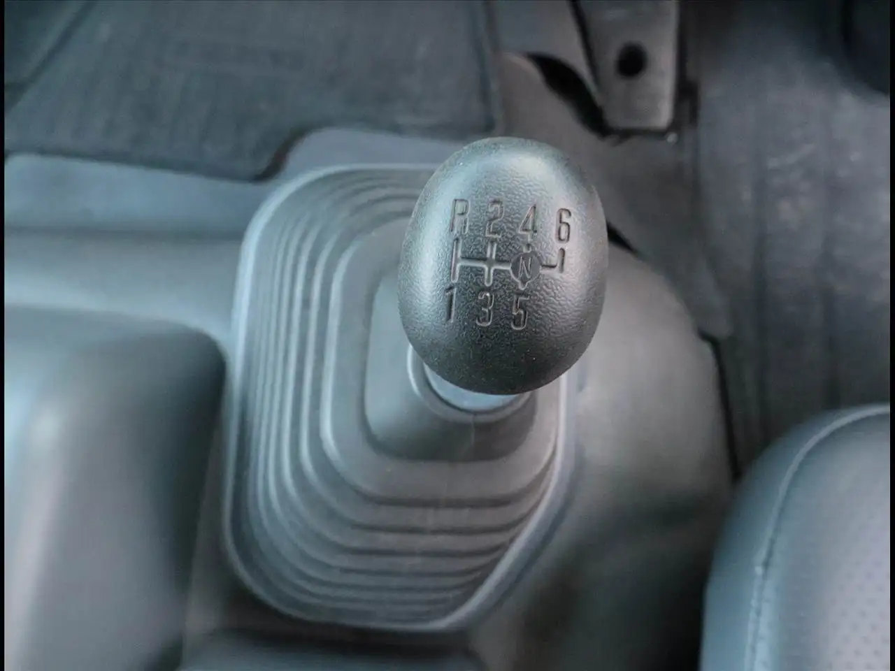 いすゞ フォワード 中型/増トン 高所・建柱車 高所作業車 TKG-FRR90S1の中古トラック画像15