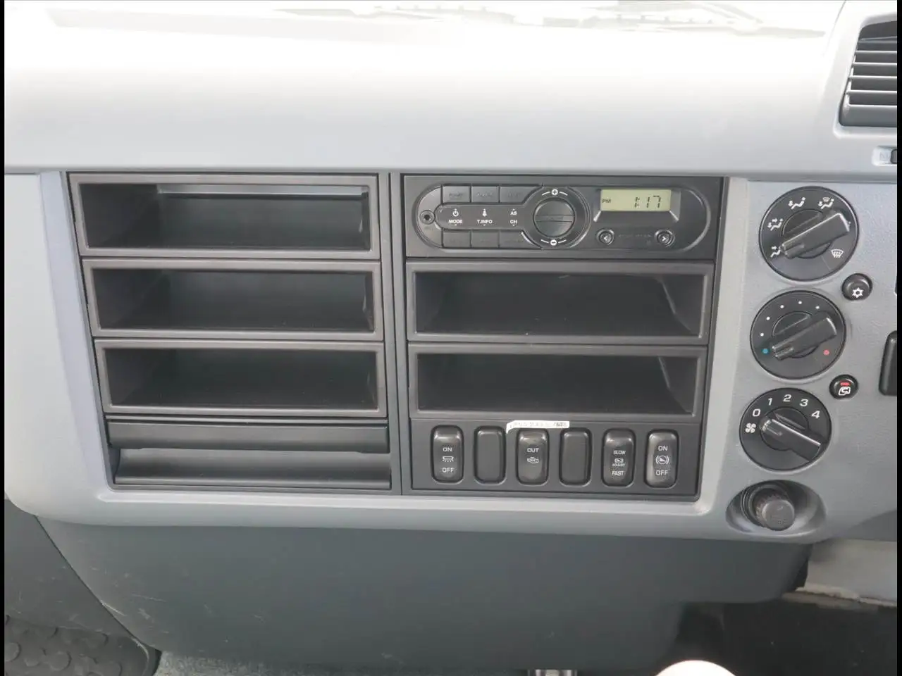 三菱 ファイター 中型/増トン 車両重機運搬 ラジコン ウインチの中古トラック画像14