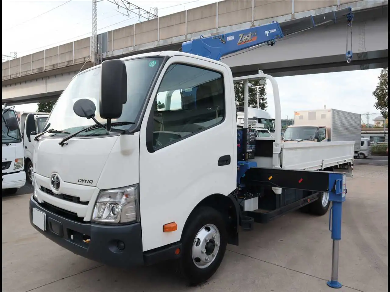 トヨタ ダイナ 小型 クレーン付 床鉄板 4段 の中古トラック【車両No.199976】