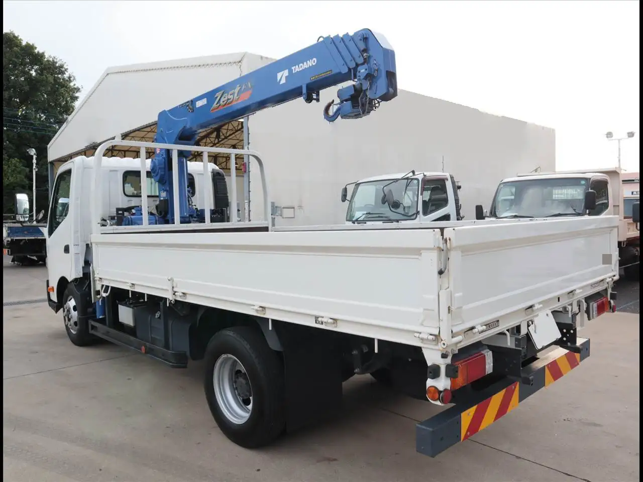 トヨタ ダイナ 小型 クレーン付 床鉄板 4段の中古トラック画像4