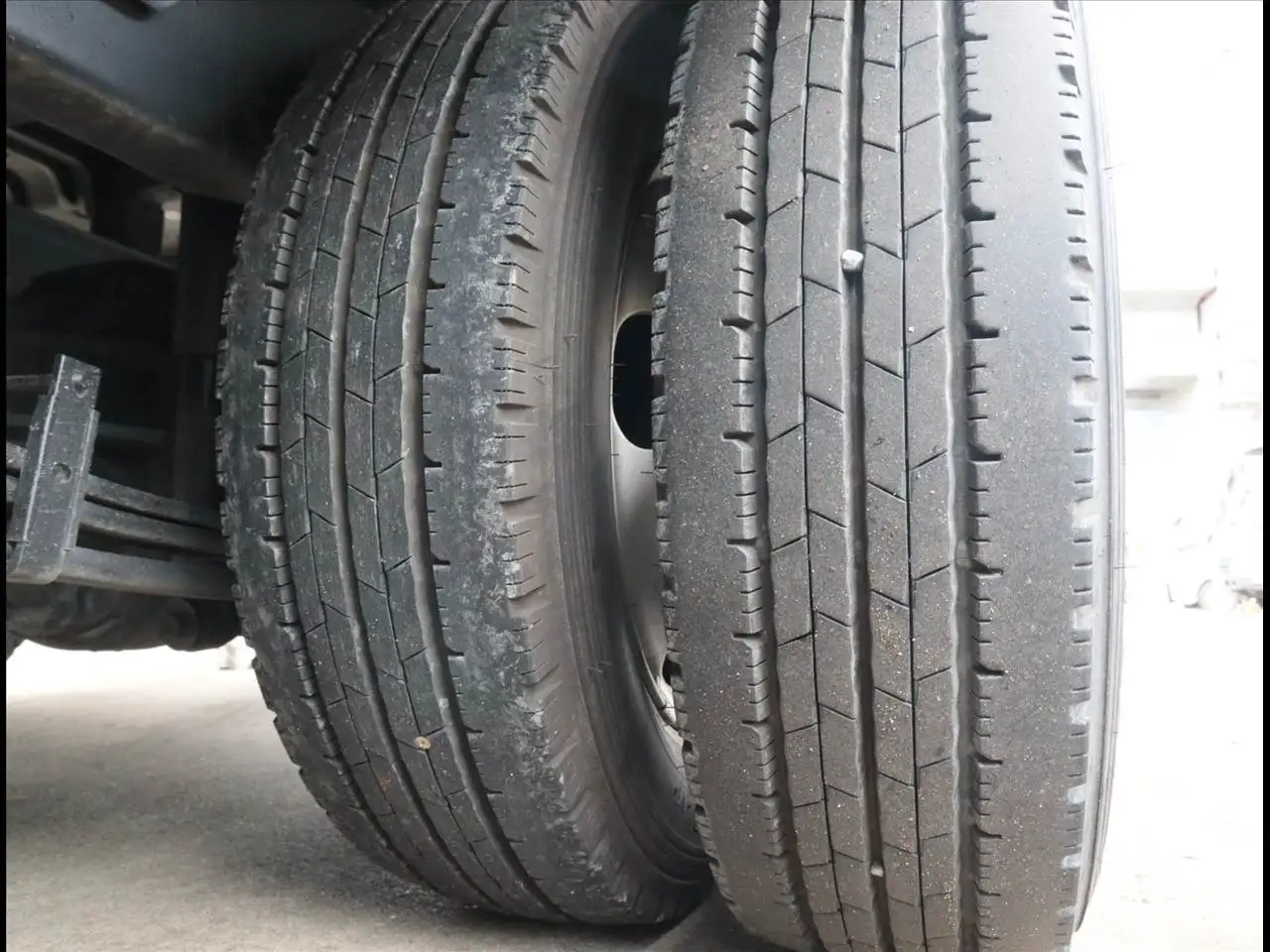 日野 デュトロ 小型 平ボディ パワーゲート 2RG-XZU605Mの中古トラック画像20