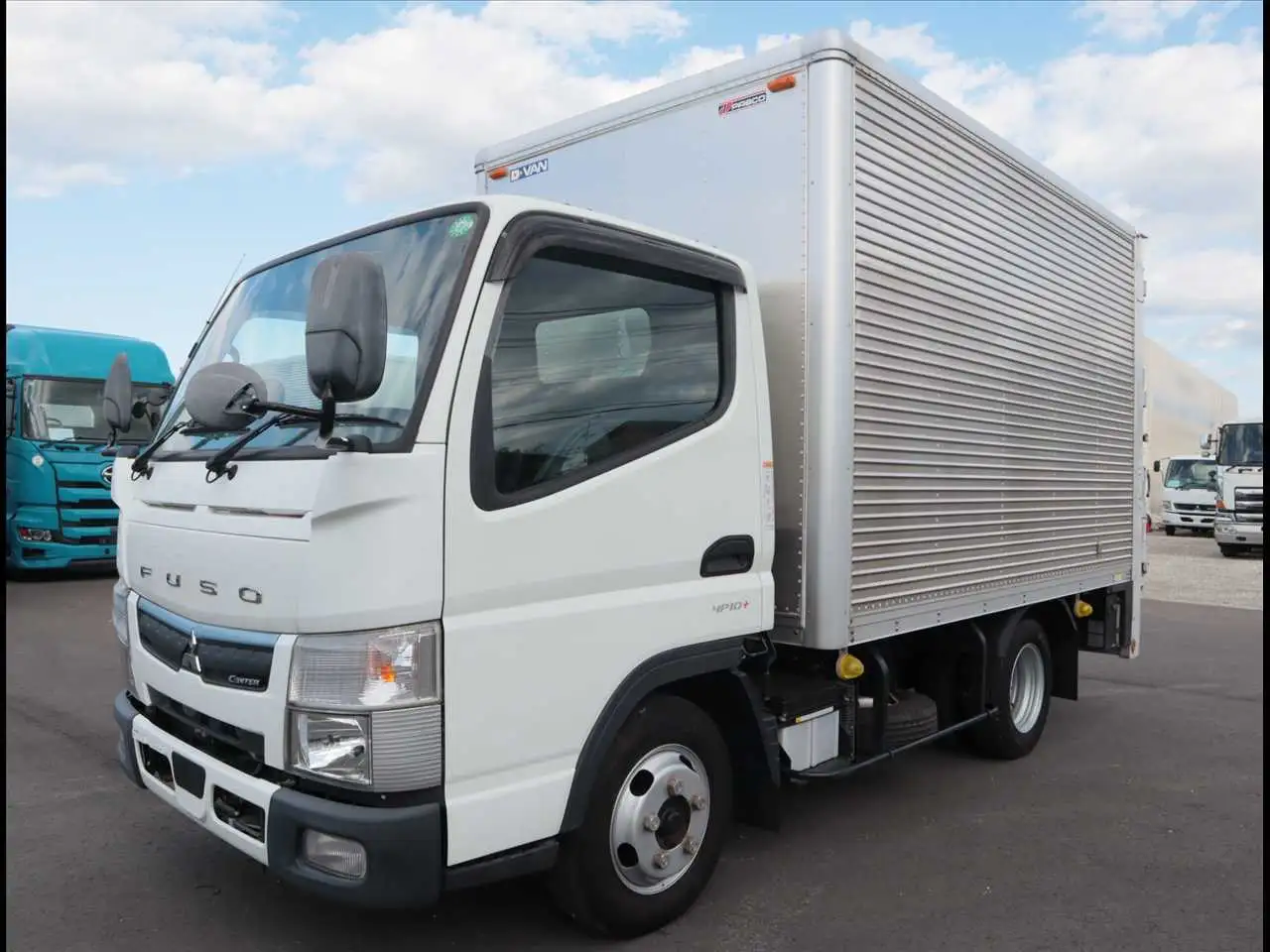 三菱 キャンター 小型 アルミバン パワーゲート 2RG-FBA20 の中古トラック【車両No.199930】