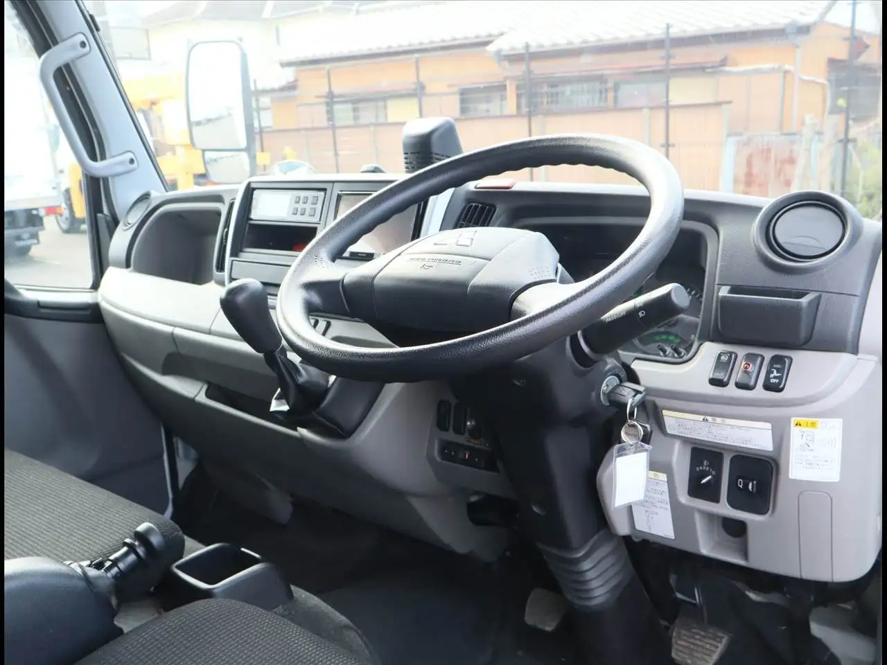 三菱 キャンター 小型 冷凍冷蔵 低温 パワーゲートの中古トラック画像13