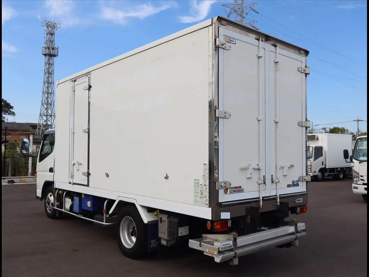 三菱 キャンター 小型 冷凍冷蔵 低温 パワーゲートの中古トラック画像4
