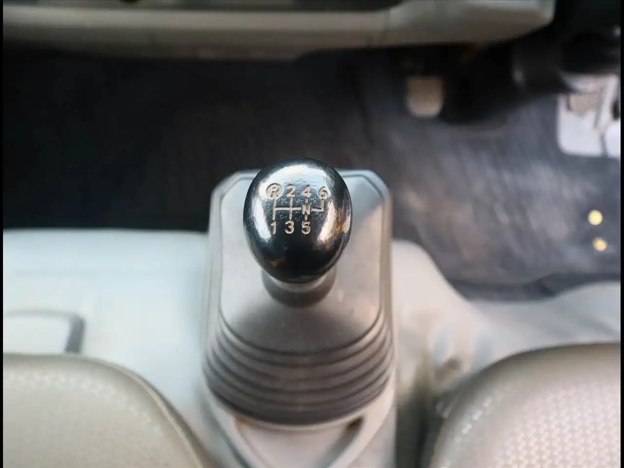 日野 デュトロ 小型 平ボディ 2RG-XZU645M R3の中古トラック画像14