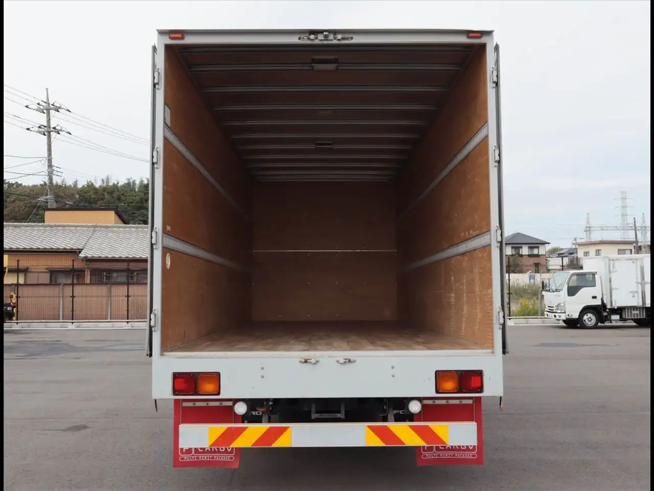 いすゞ フォワード 中型/増トン アルミバン 2RG-FRR90S2 R2の中古トラック画像5