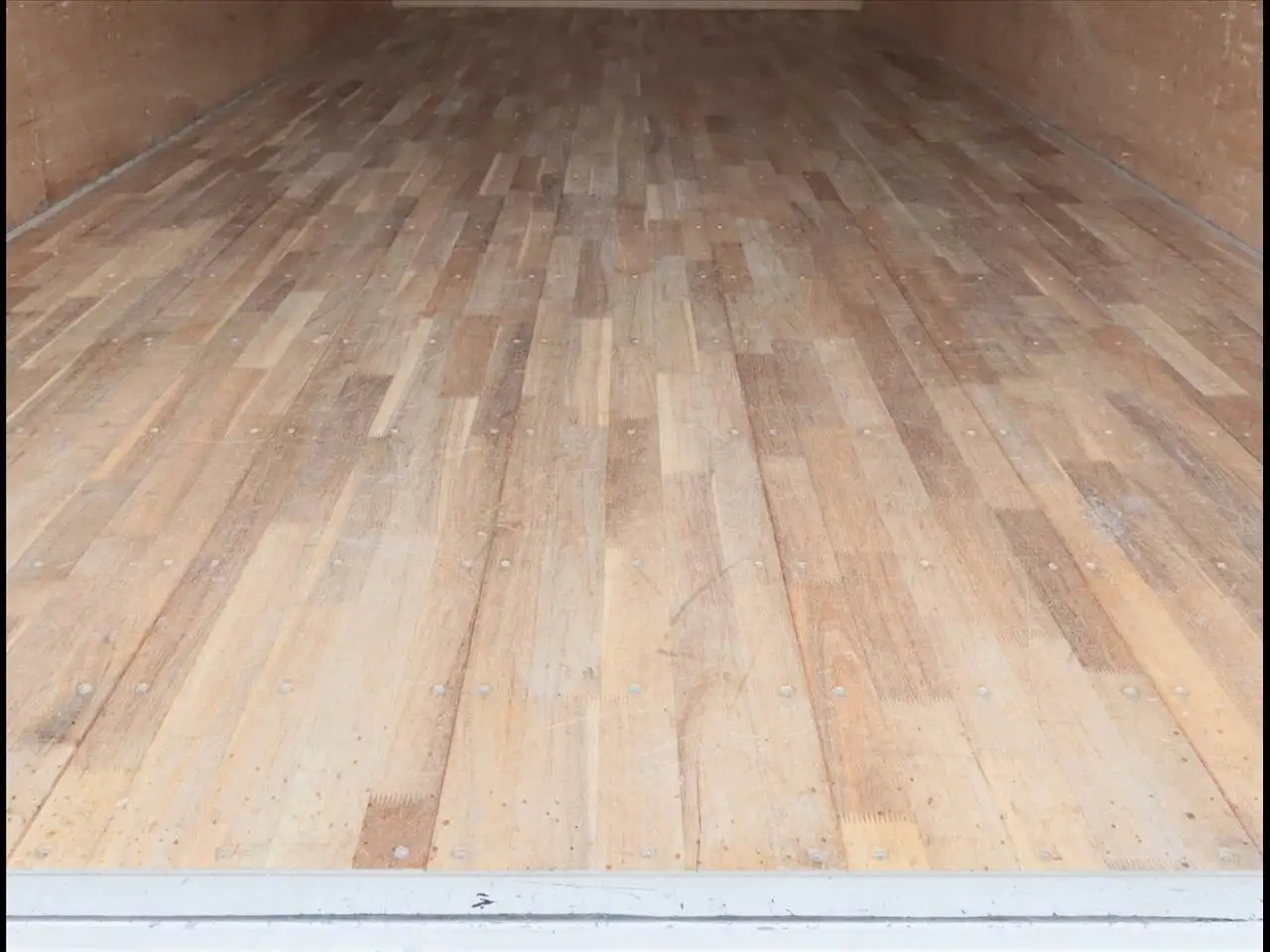 いすゞ フォワード 中型/増トン アルミバン 2RG-FRR90S2 R2の中古トラック画像7