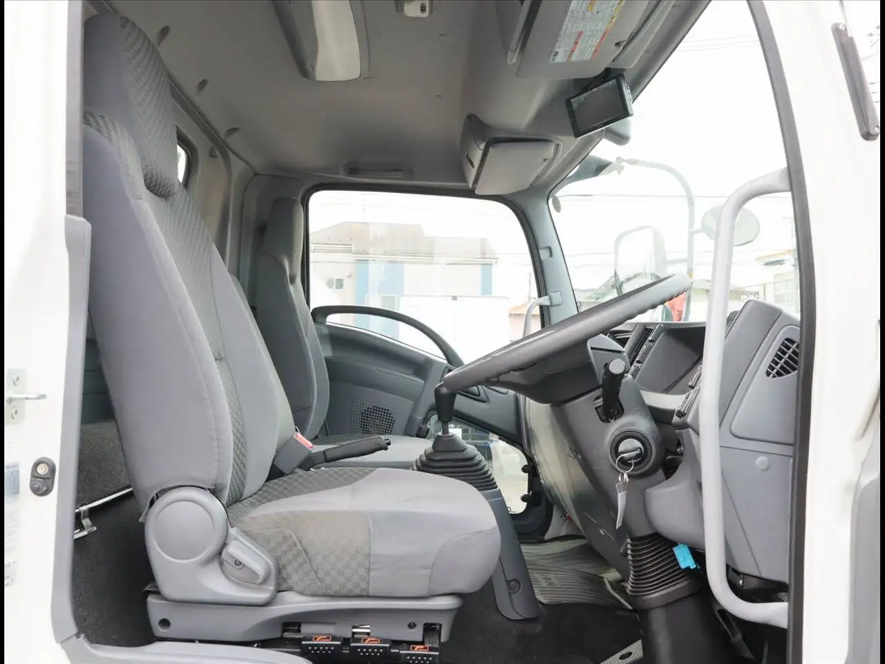 いすゞ フォワード 中型/増トン アルミバン 2RG-FRR90S2 R2の中古トラック画像11