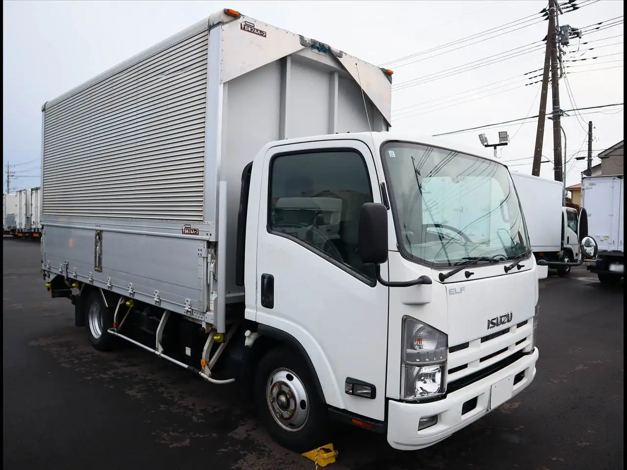 いすゞ エルフ 小型 ウイング パワーゲート BDG-NPR85ANの中古トラック画像2