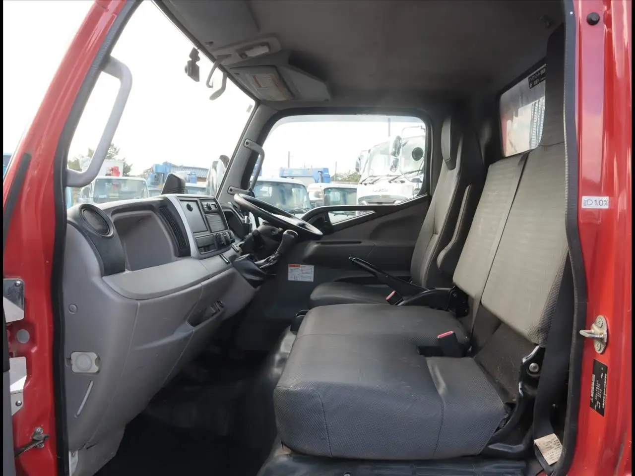 三菱 キャンター 小型 ダンプ 強化 2RG-FBA60の中古トラック画像10