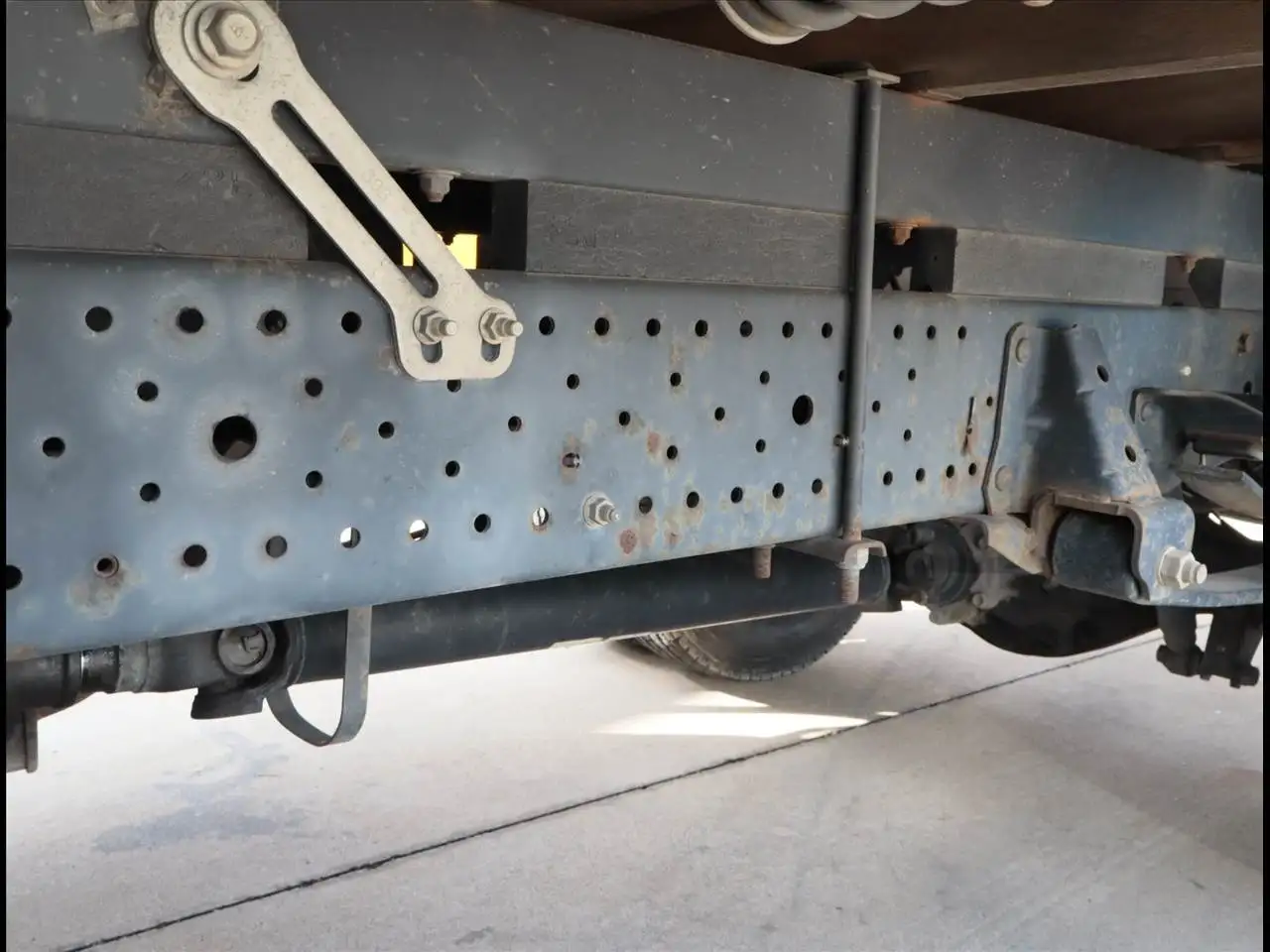 マツダ タイタン 小型 平ボディ パワーゲート 床鉄板の中古トラック画像像17