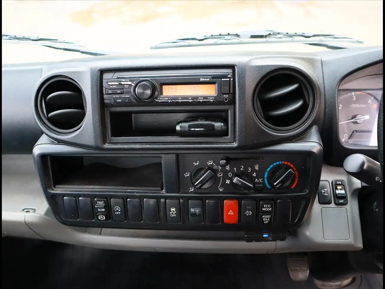 日野 デュトロ 小型 平ボディ パワーゲート 床鉄板の中古トラック画像14