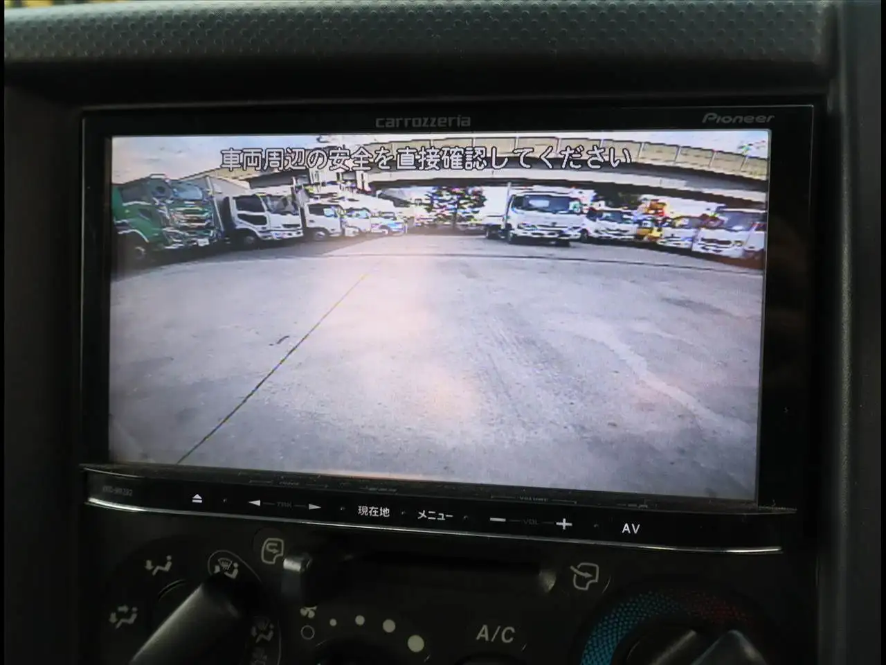 いすゞ エルフ 小型 車両重機運搬 3段クレーン ラジコンの中古トラック画像15