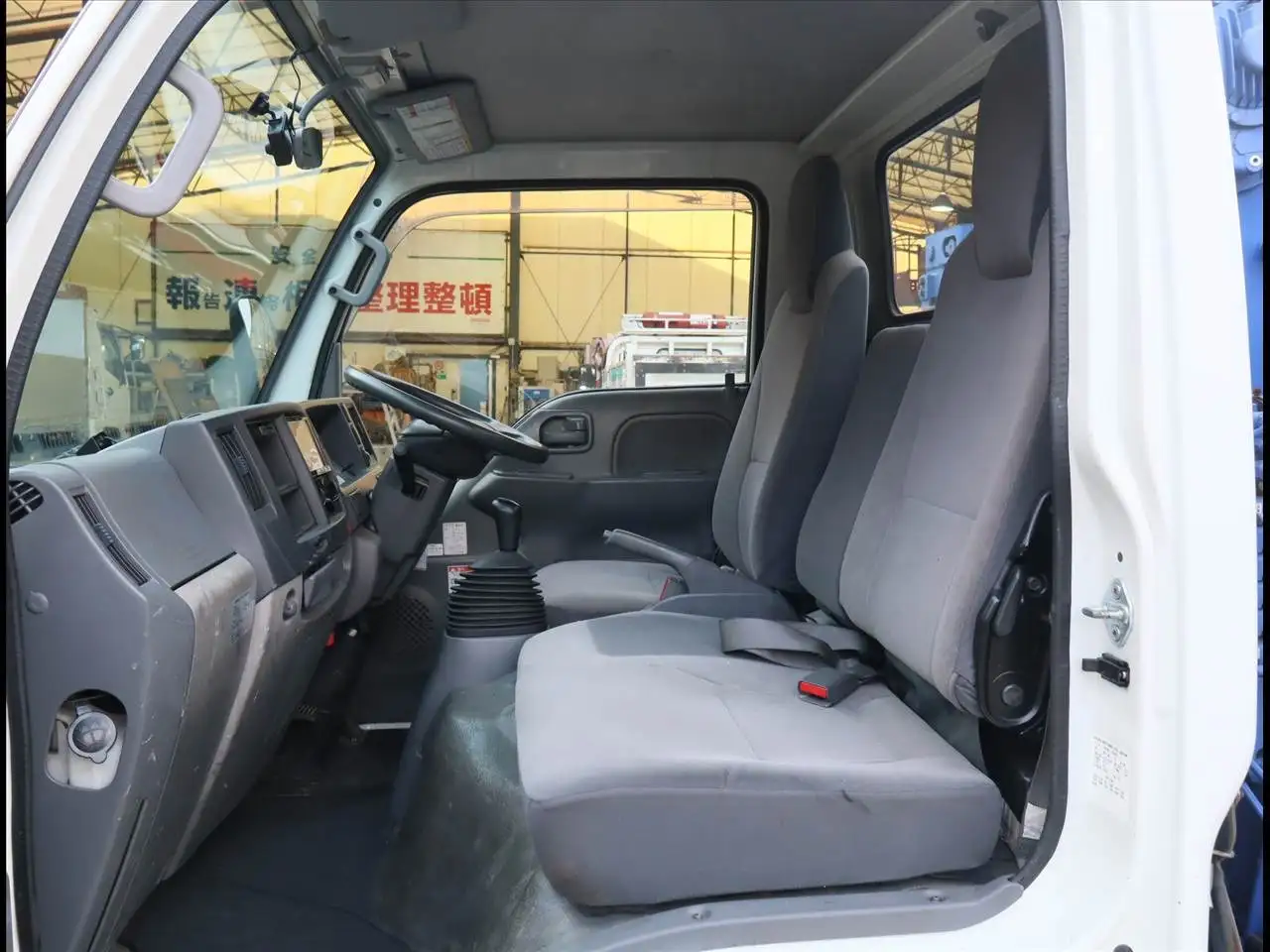 いすゞ エルフ 小型 車両重機運搬 3段クレーン ラジコンの中古トラック画像11