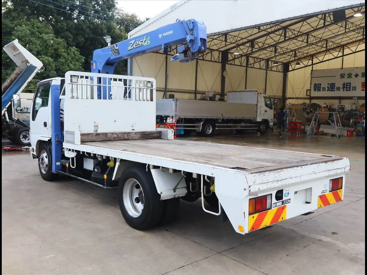 いすゞ エルフ 小型 車両重機運搬 3段クレーン ラジコンの中古トラック画像5