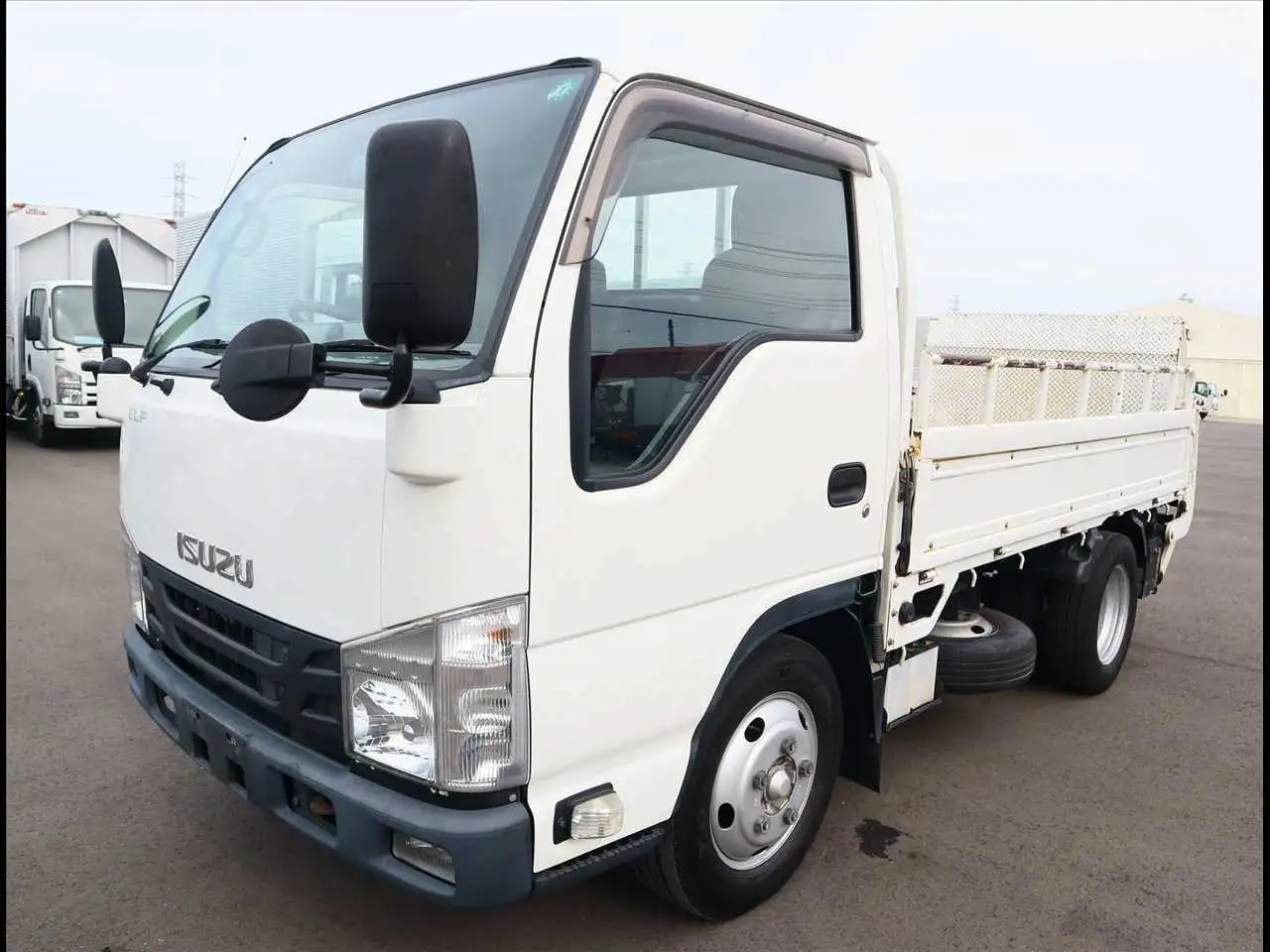 いすゞ エルフ 小型 平ボディ パワーゲート 2RG-NKR88A の中古トラック【車両No.199981】