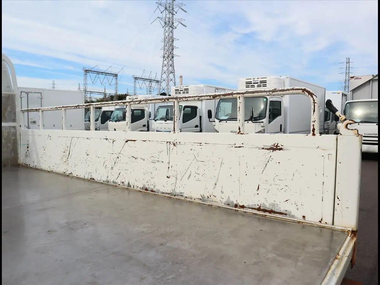 いすゞ エルフ 小型 平ボディ パワーゲート 2RG-NKR88Aの中古トラック画像9