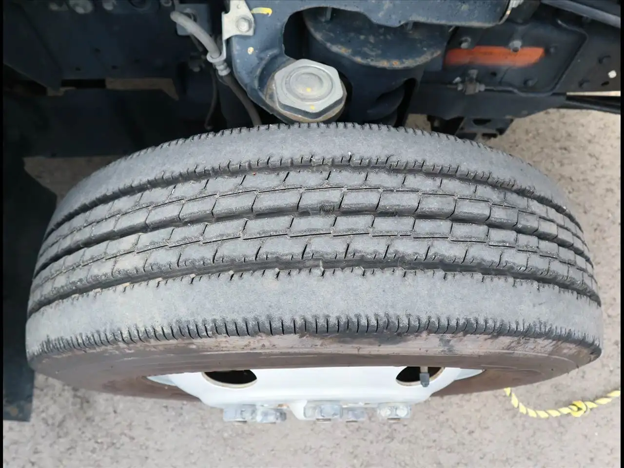 いすゞ エルフ 小型 平ボディ パワーゲート 2RG-NKR88Aの中古トラック画像20