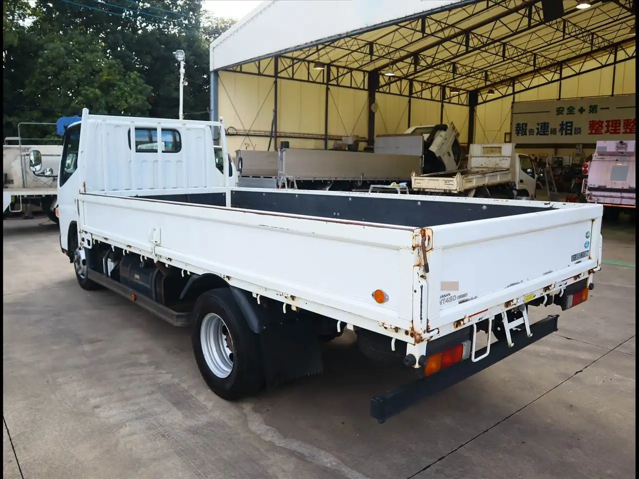 日産 アトラス 小型 平ボディ 2RG-FGA2W R2の中古トラック画像5