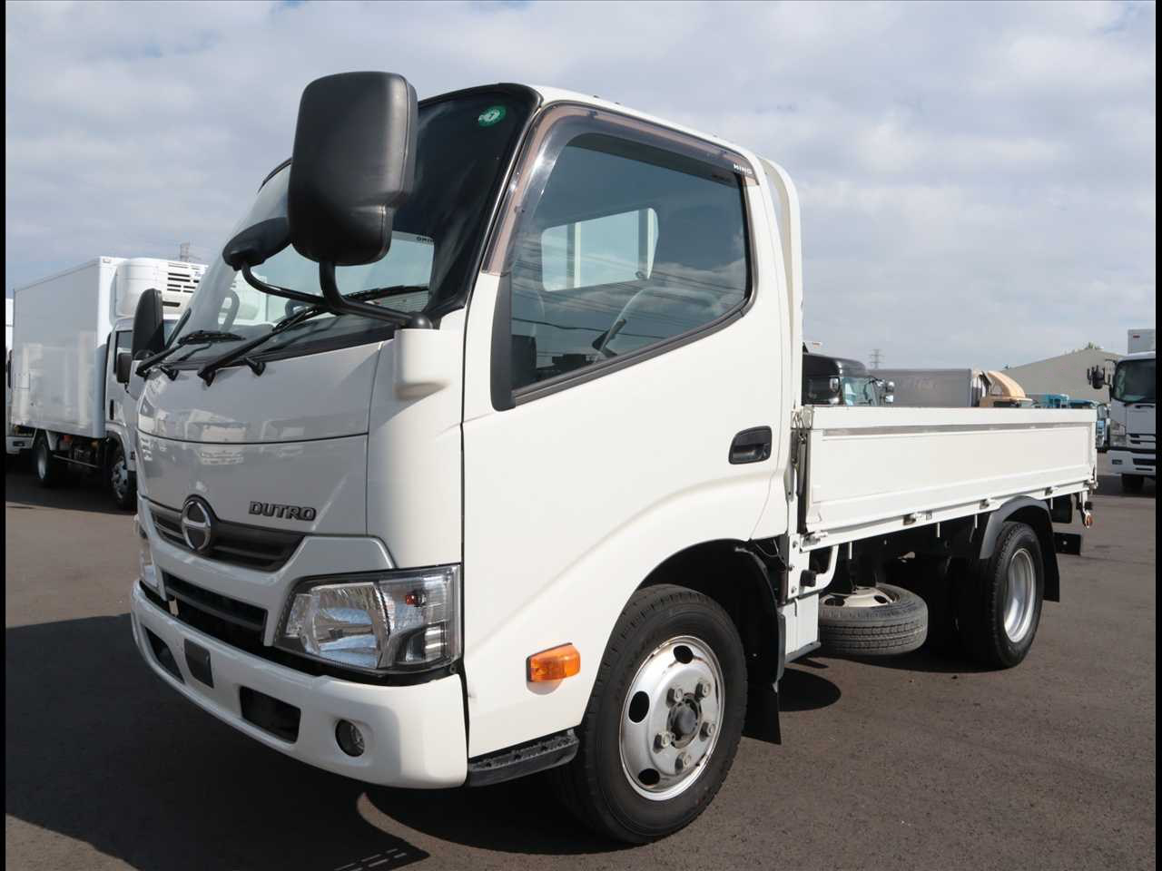 日野 デュトロ 小型 平ボディ 10尺