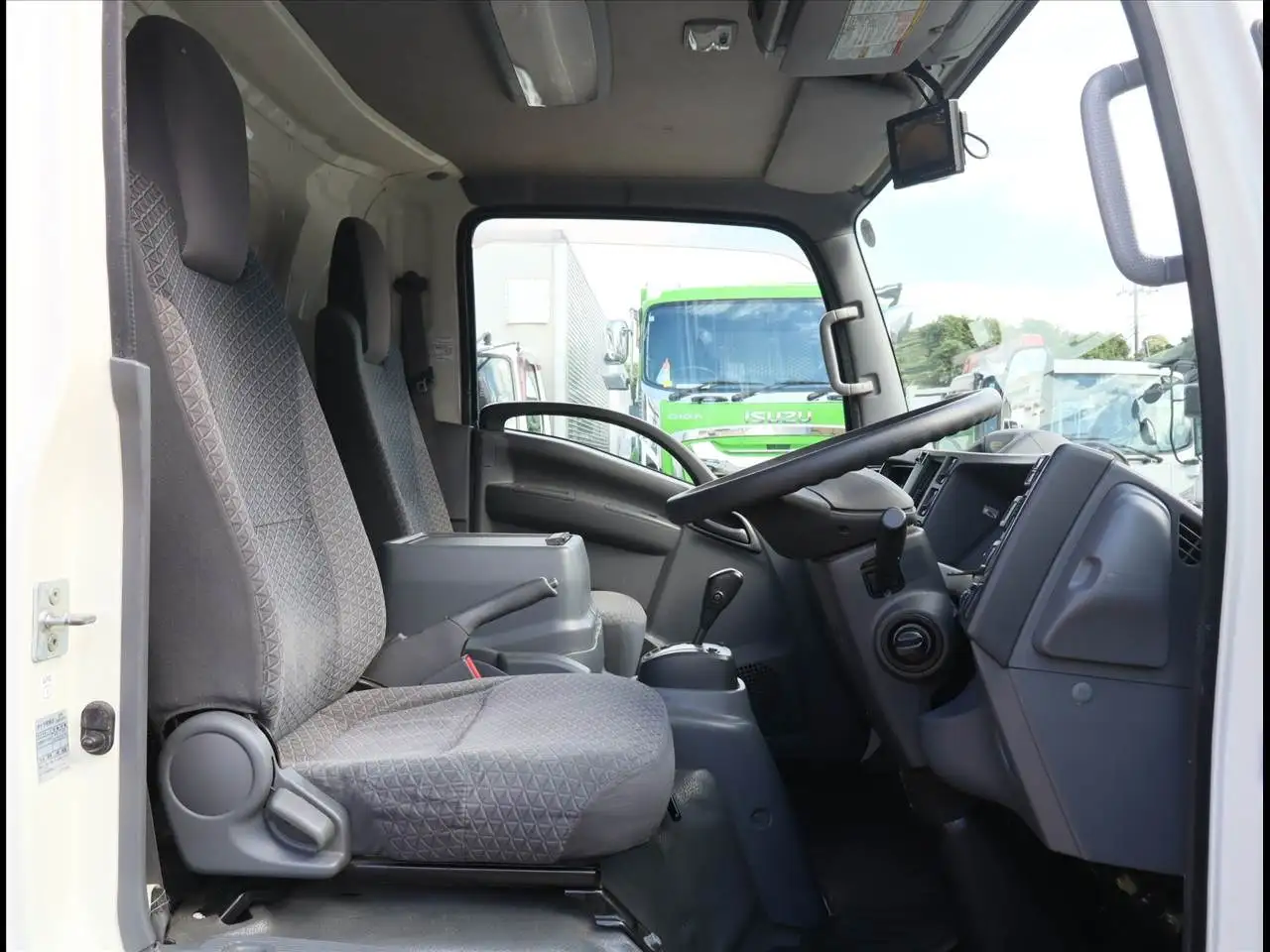 いすゞ エルフ 小型 冷凍冷蔵 保冷 サイドドアの中古トラック画像11