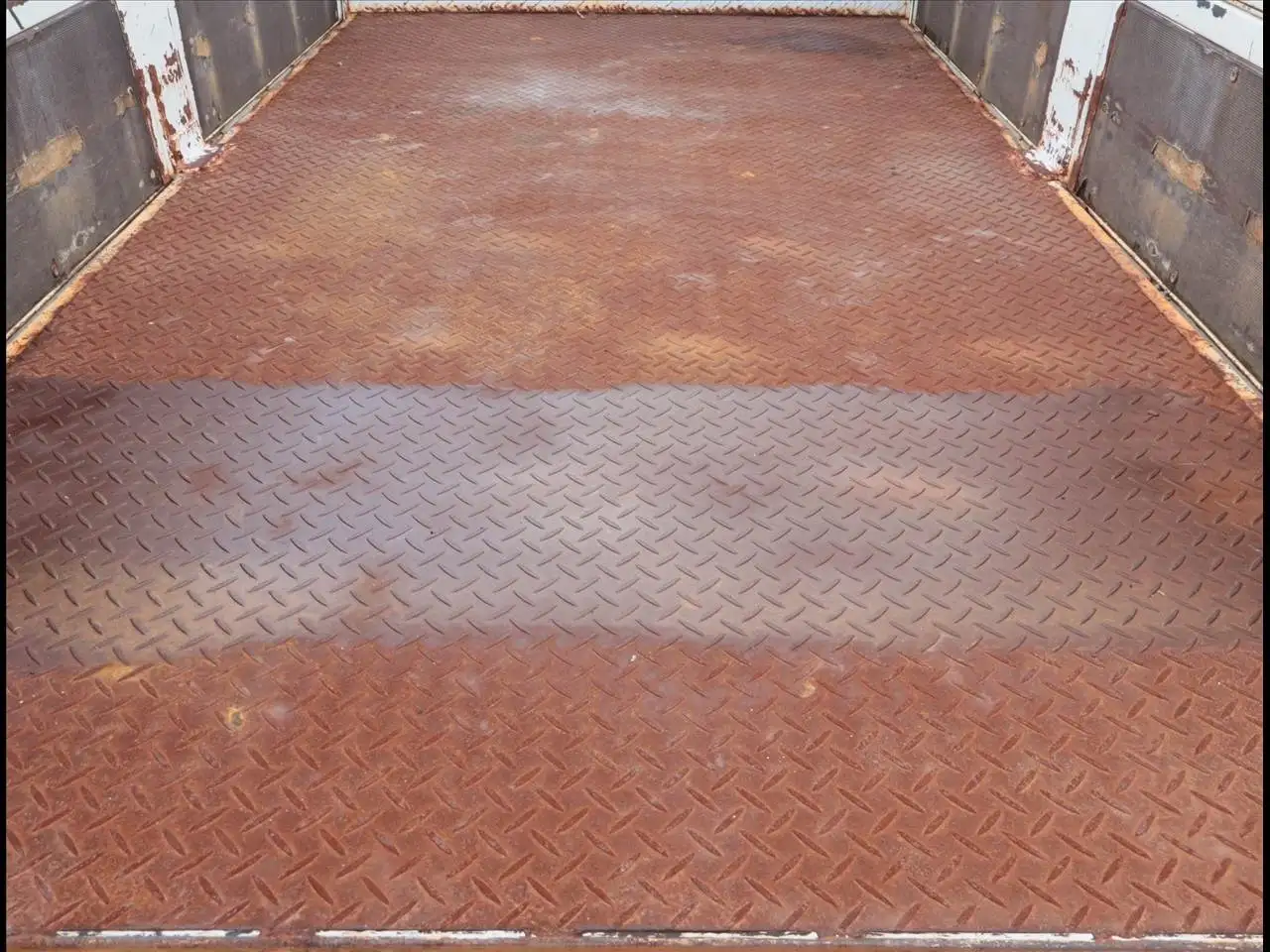 日野 デュトロ 小型 平ボディ パワーゲート 床鉄板の中古トラック画像7