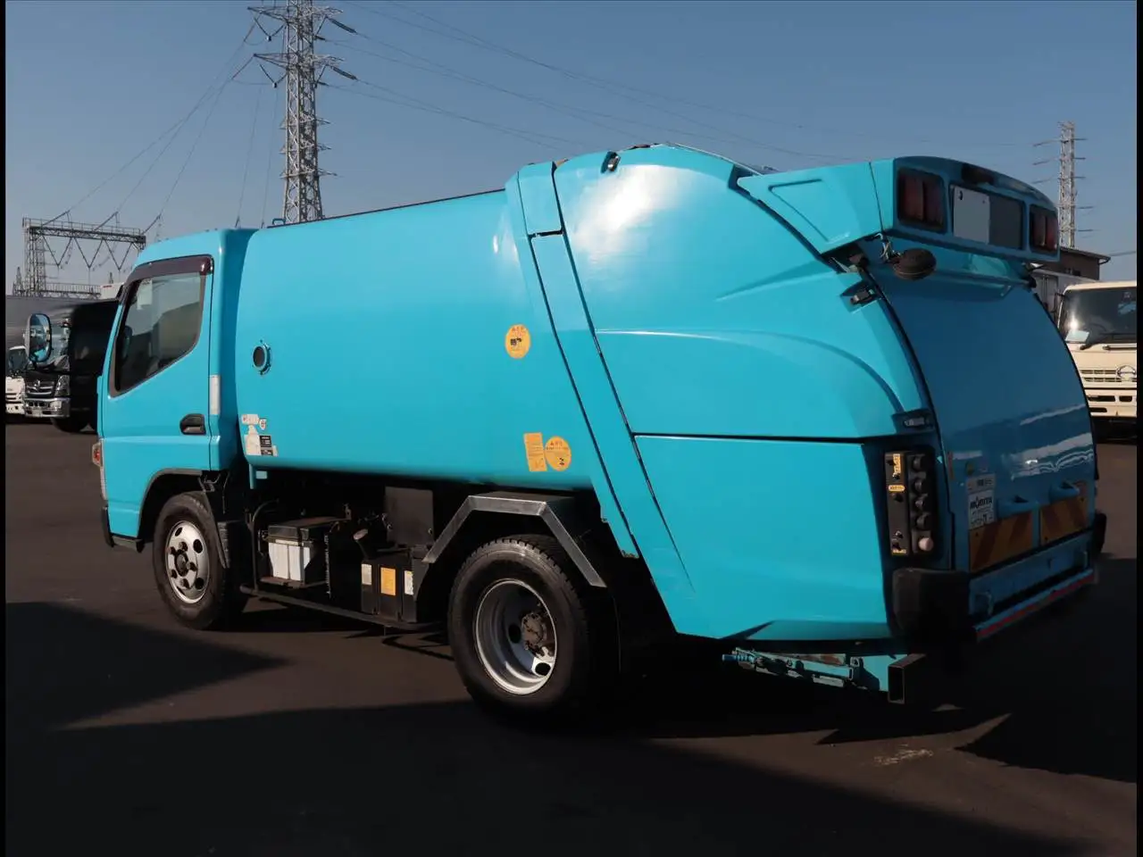 三菱 キャンター 小型 パッカー車 巻き込み式 回転ダンプ式の中古トラック画像5