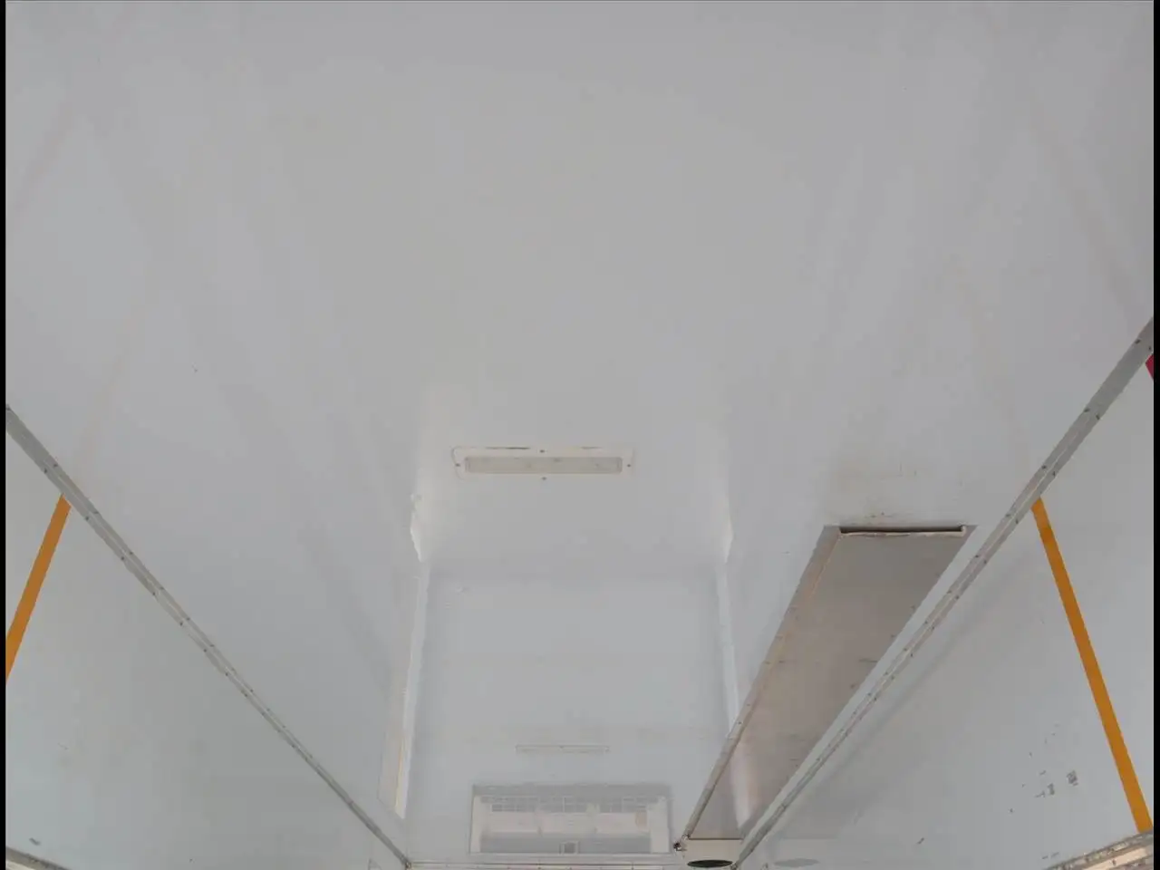 日野 レンジャー 中型/増トン 冷凍冷蔵 低温 パワーゲートの中古トラック画像11