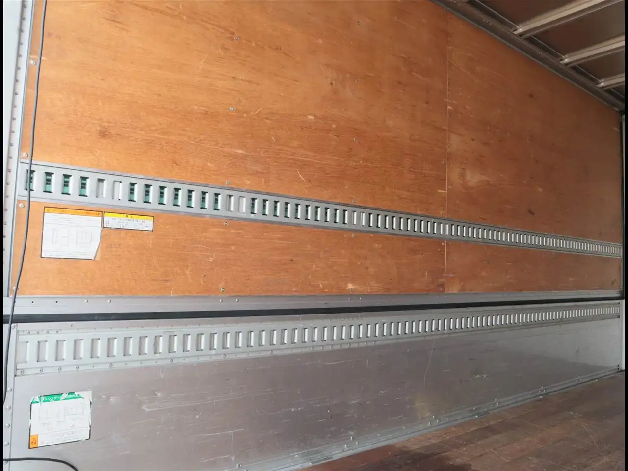 いすゞ エルフ 小型 ウイング パワーゲート SKG-NPR85YNの中古トラック画像9