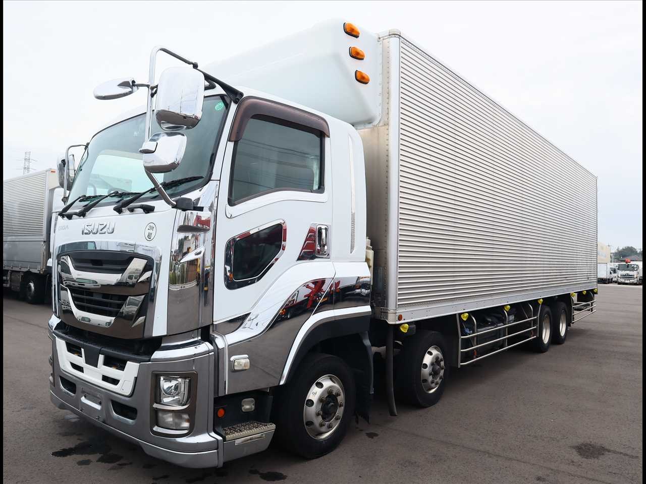 いすゞ ギガ 大型 冷凍冷蔵