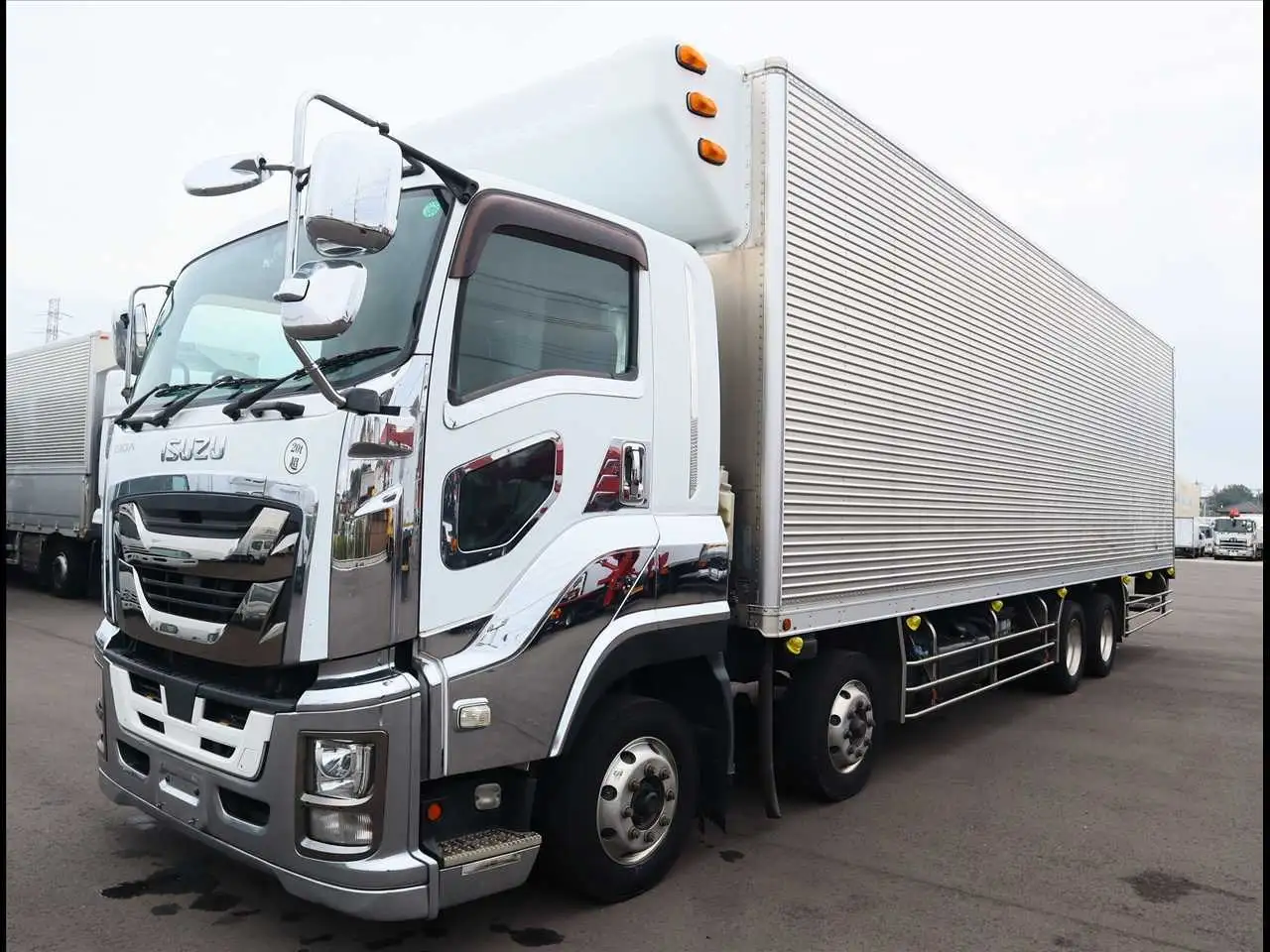 いすゞ ギガ 大型 冷凍冷蔵 低温 パワーゲート の中古トラック【車両No.199978】