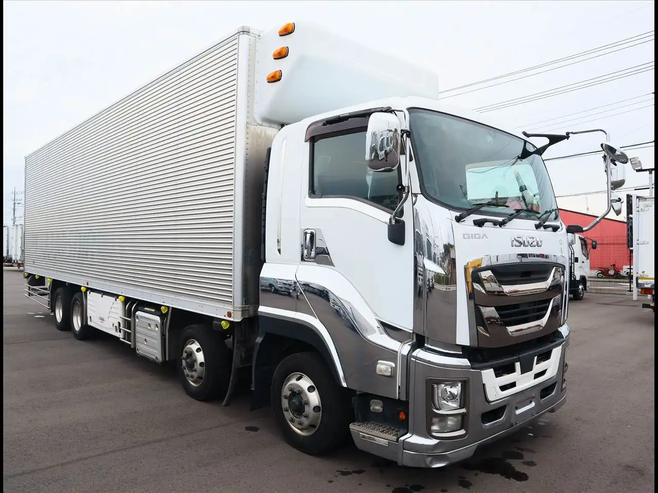 いすゞ ギガ 大型 冷凍冷蔵 低温 パワーゲートの中古トラック画像2