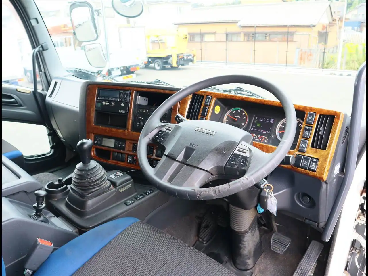 いすゞ ギガ 大型 冷凍冷蔵 低温 パワーゲートの中古トラック画像13